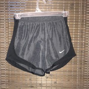 NIKE DRIFIT SHORTS